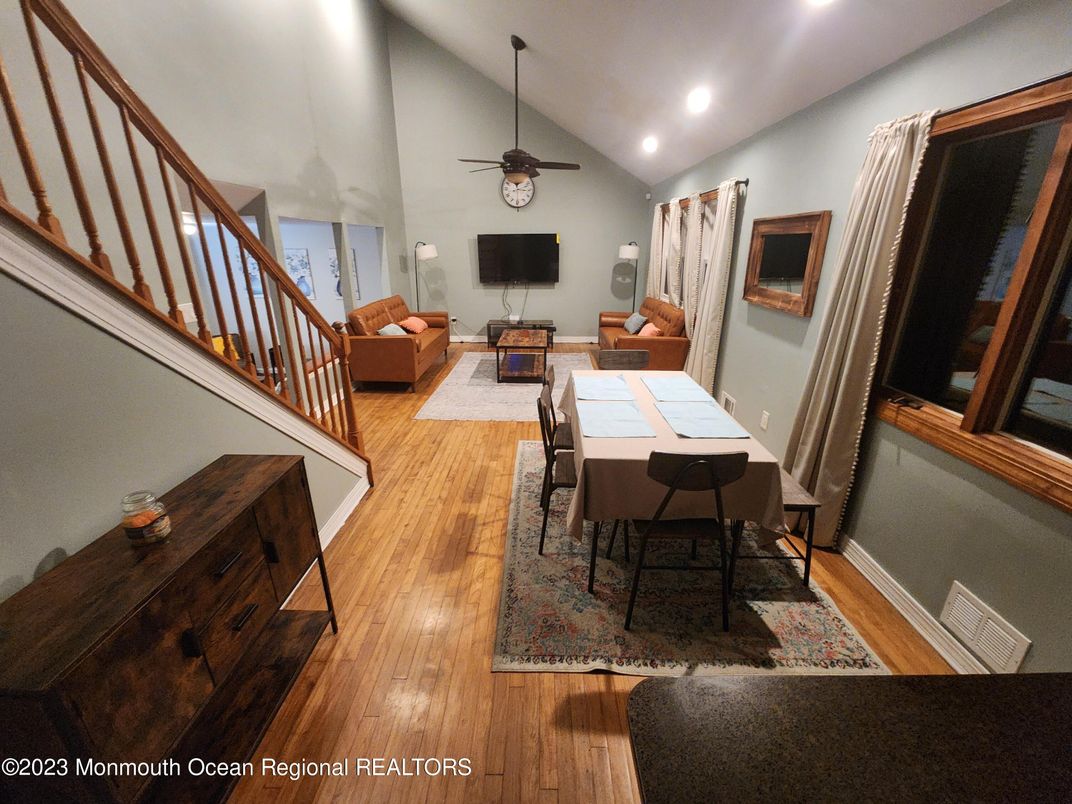 Dining room, Interior, Living room, Recessed Lighting, Wood Texture Flooring