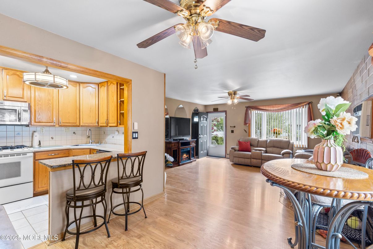 Dining room, Interior, Kitchen, Living room, Wood Texture Flooring