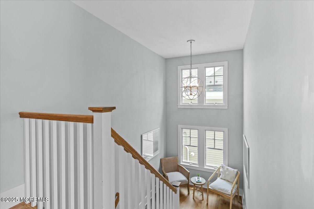Chandelier, Interior