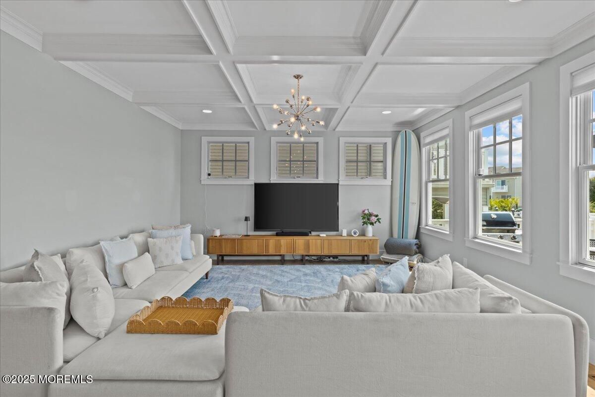 Interior, Living room, Pendant Lights, Recessed Lighting