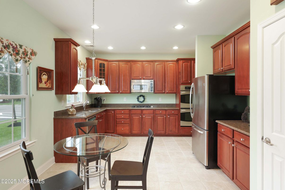 Dining room, Interior, Kitchen, Pendant Lights, Recessed Lighting
