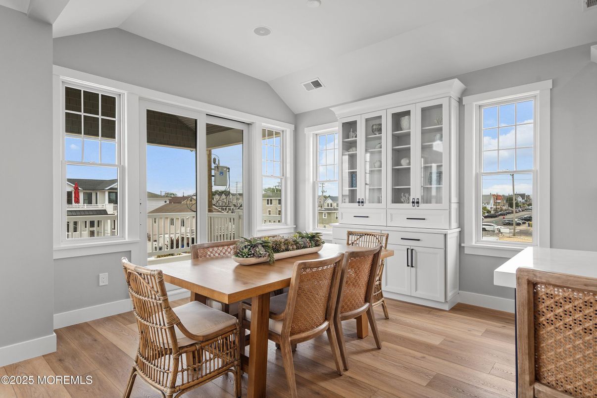 Dining room, Interior, Recessed Lighting, Wood Texture Flooring