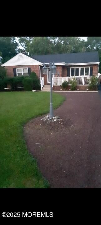 Backyard, Exterior, Facade, Brick Facade, Ranch