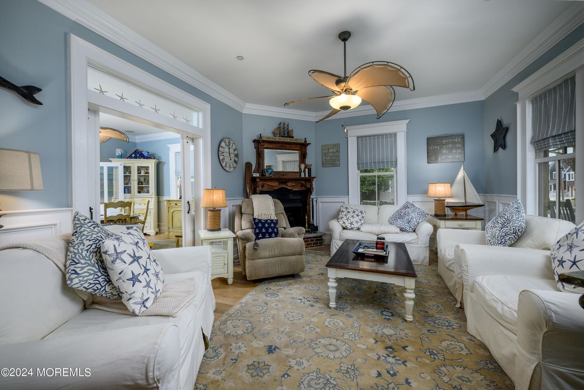 Interior, Living room