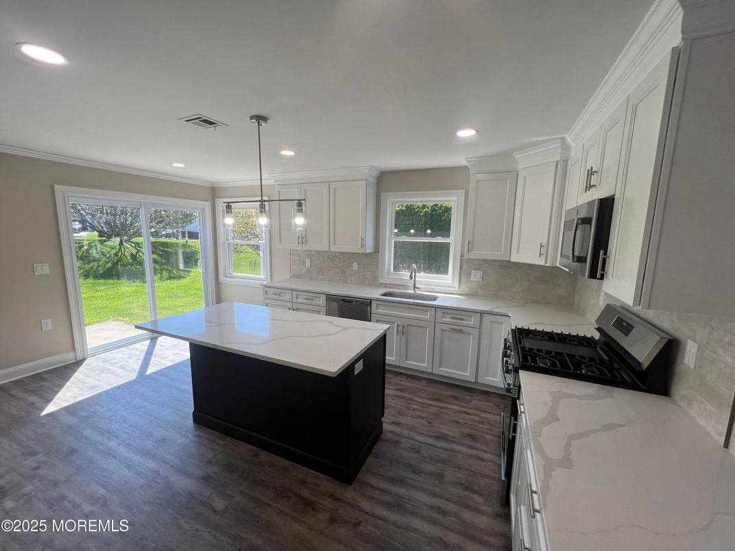 Interior, Kitchen, Pendant Lights, Recessed Lighting, Wood Texture Flooring