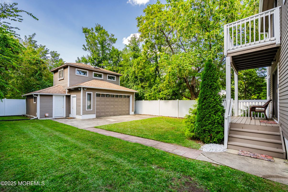 Backyard, Detached Garage, Exterior