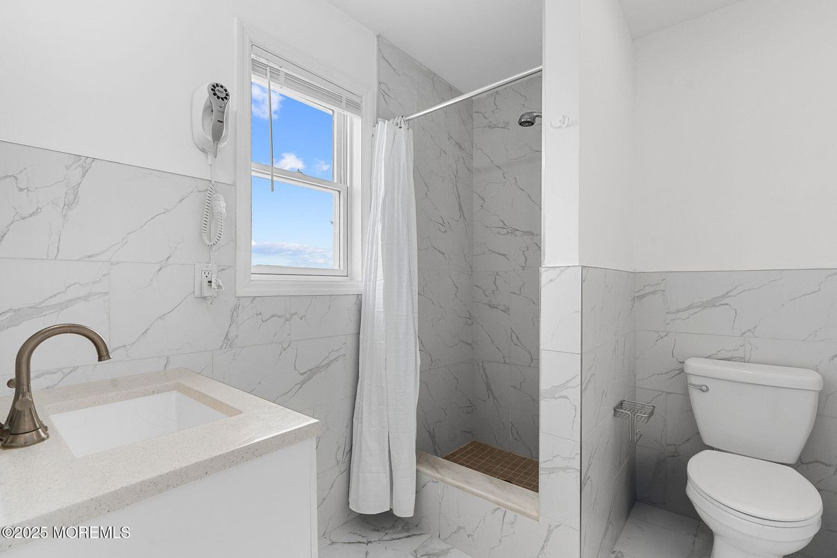 Bathroom, Interior, Marble, Marble Walls