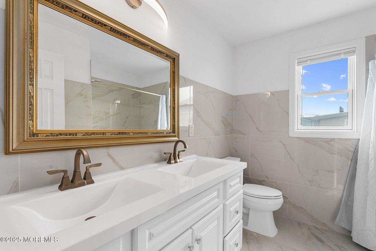 Bathroom, Interior, Marble, Marble Walls