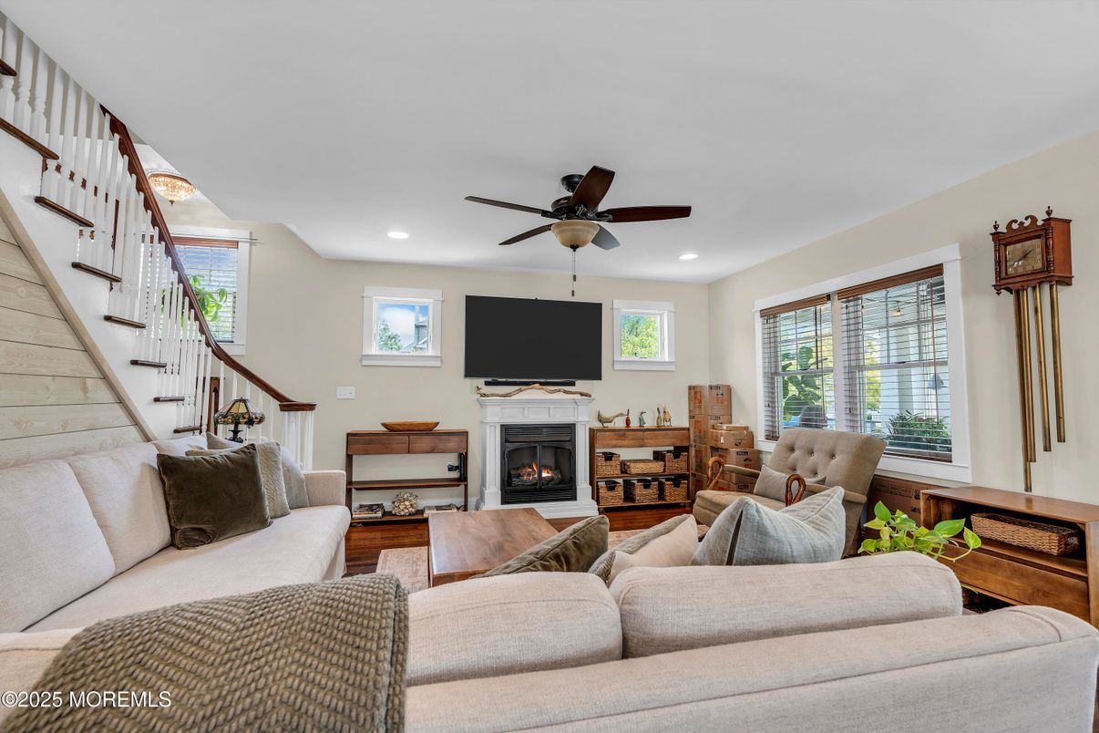 Fireplace, Interior, Living room, Recessed Lighting, Wood Texture Flooring