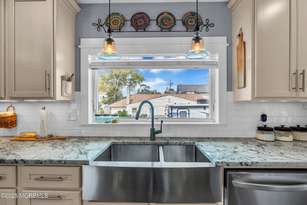 Interior, Kitchen, Pendant Lights