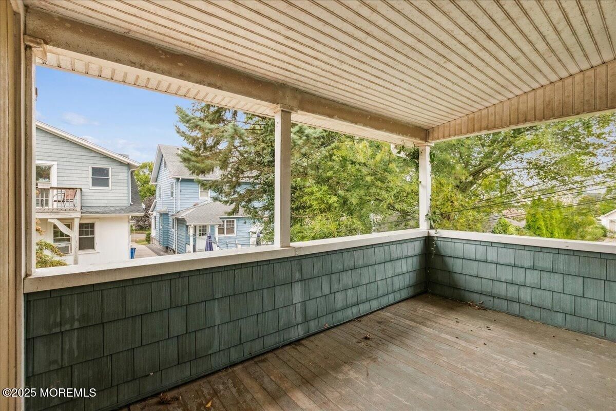 Exterior, Wood Texture Flooring