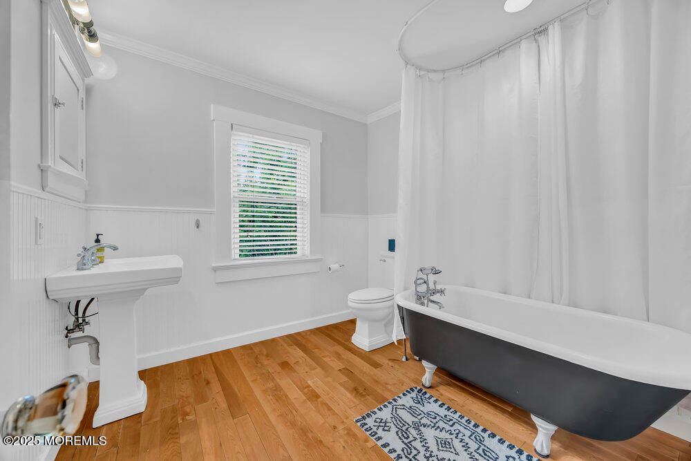 Bathroom, Interior, Wood Texture Flooring