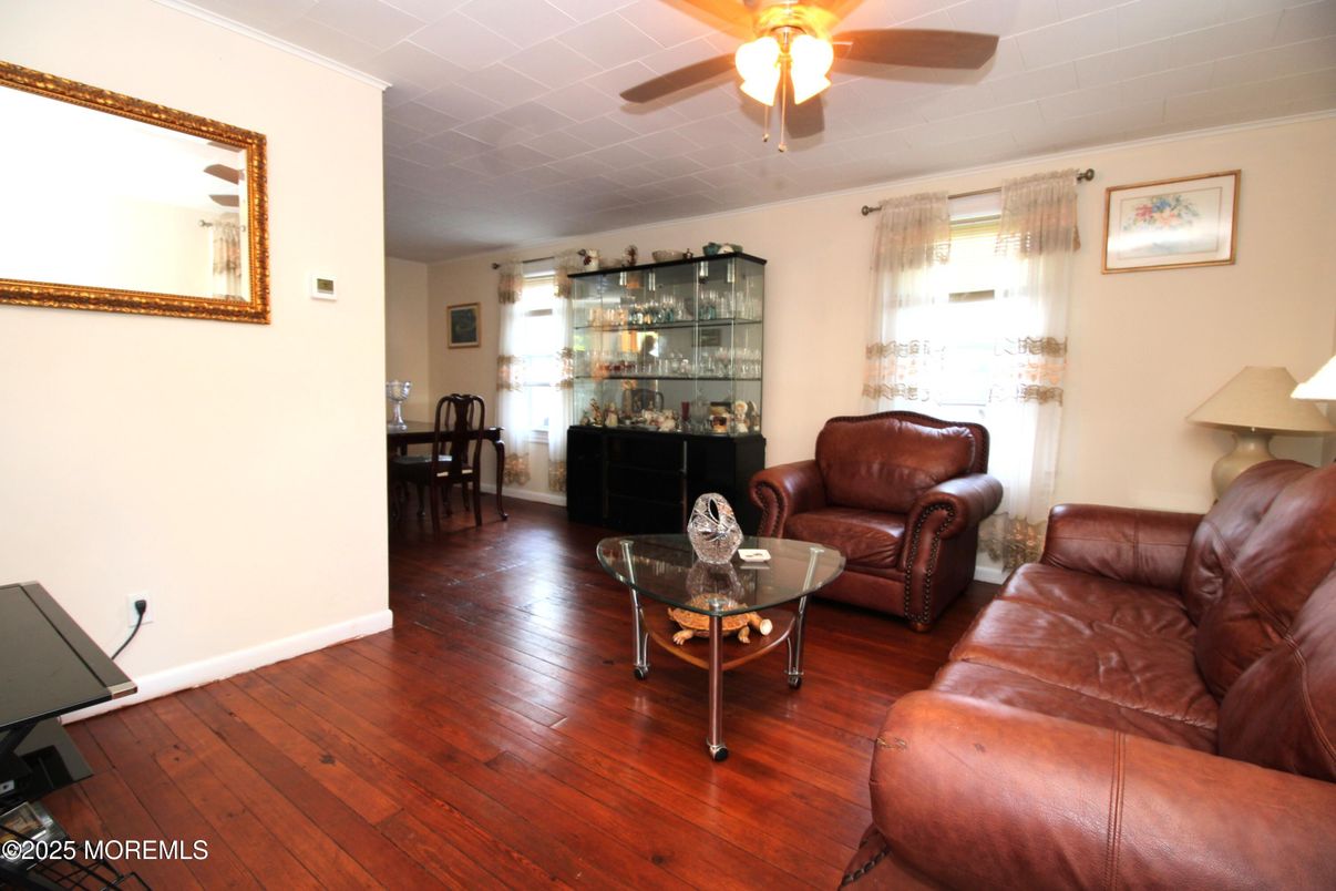 Dining room, Interior, Living room, Wood Texture Flooring
