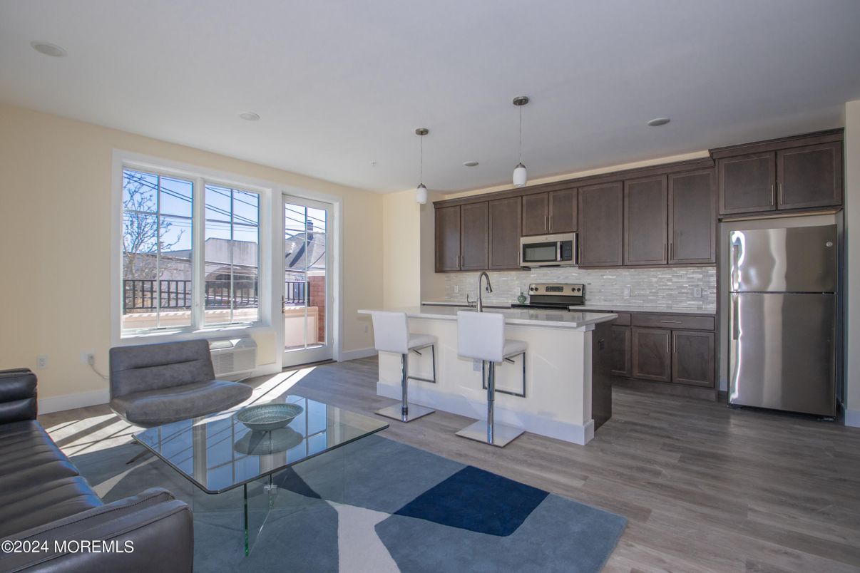 Interior, Kitchen, Living room, Pendant Lights, Recessed Lighting, Stainless Steel Appliances, Wood Texture Flooring