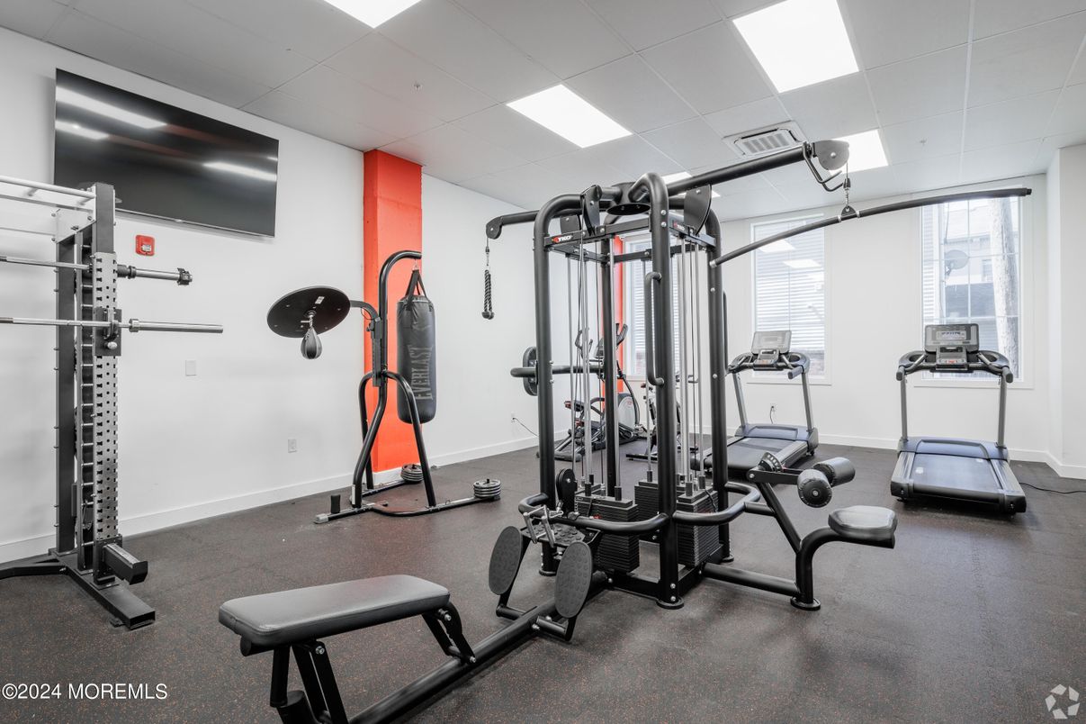 Fitness Equipment, Interior, Recessed Lighting