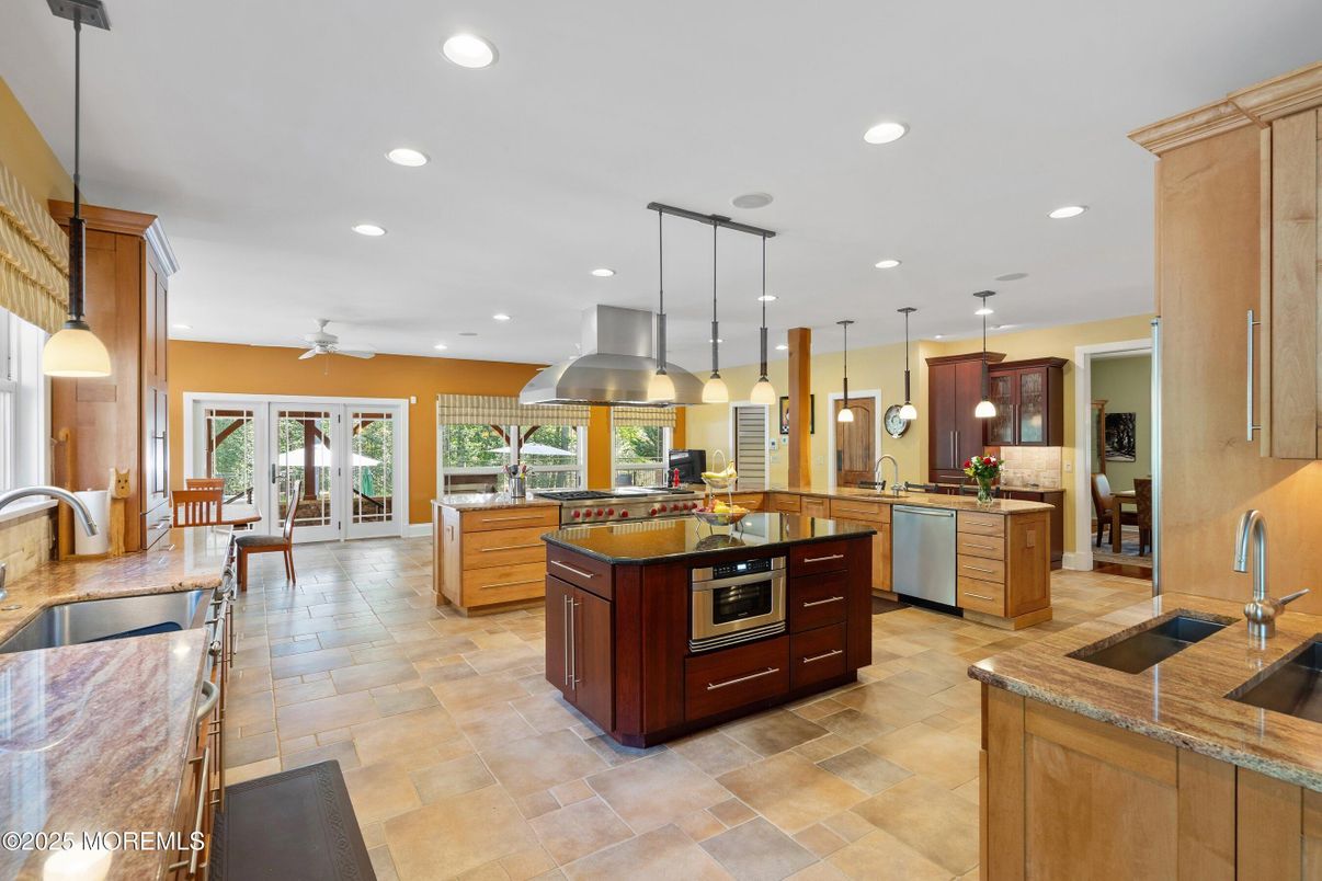 Interior, Kitchen, Pendant Lights, Recessed Lighting, Stainless Steel Appliances