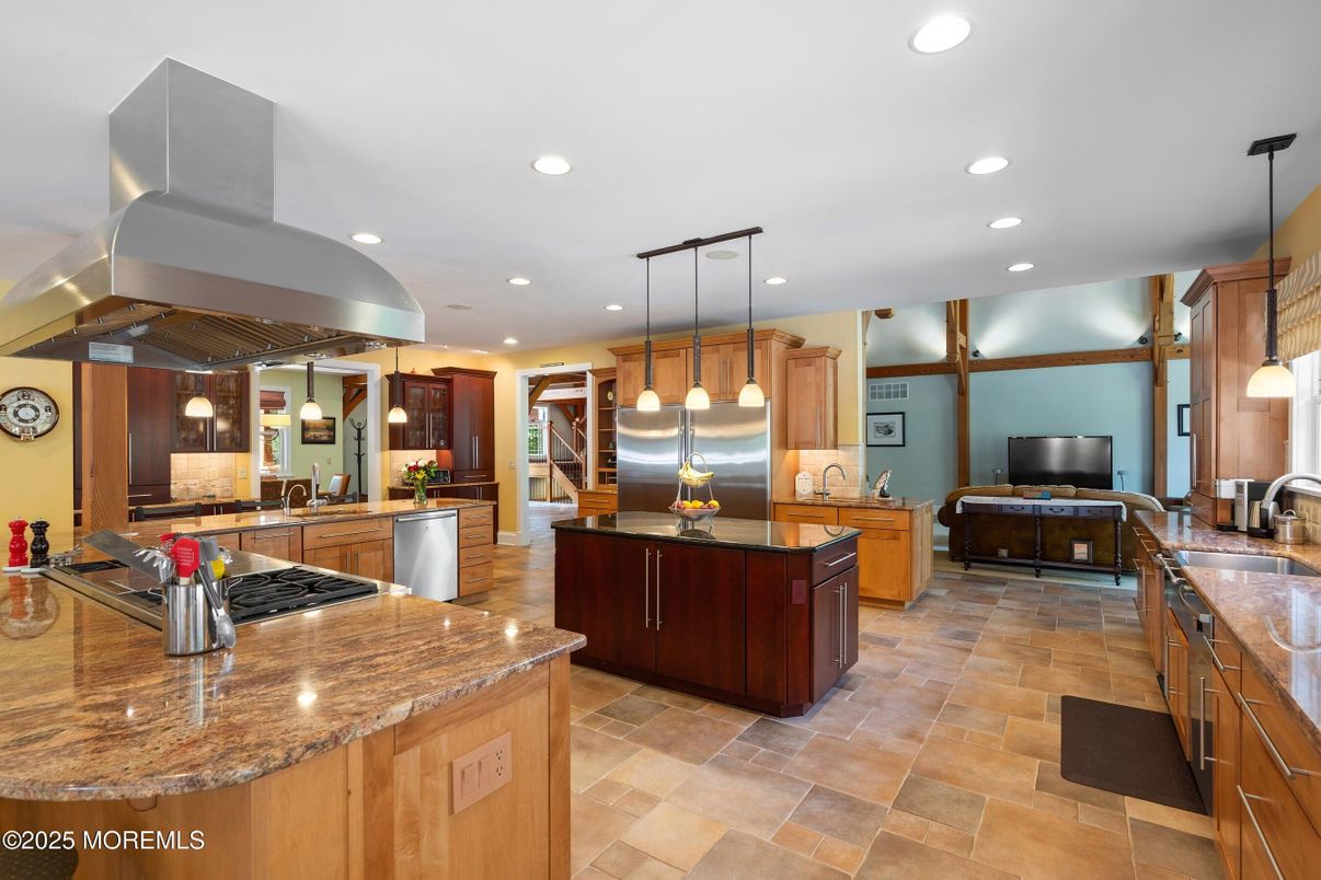 Interior, Kitchen, Pendant Lights, Recessed Lighting, Stainless Steel Appliances