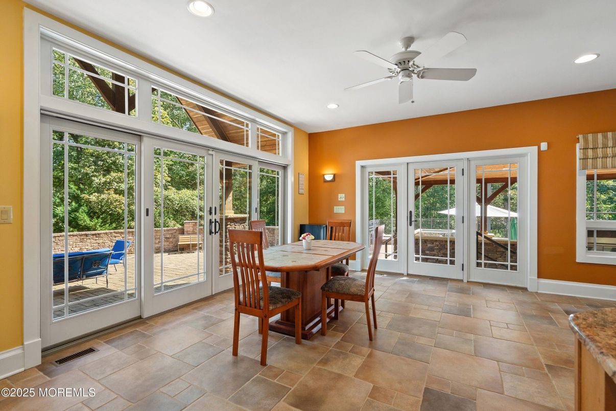Dining room, Interior, Recessed Lighting