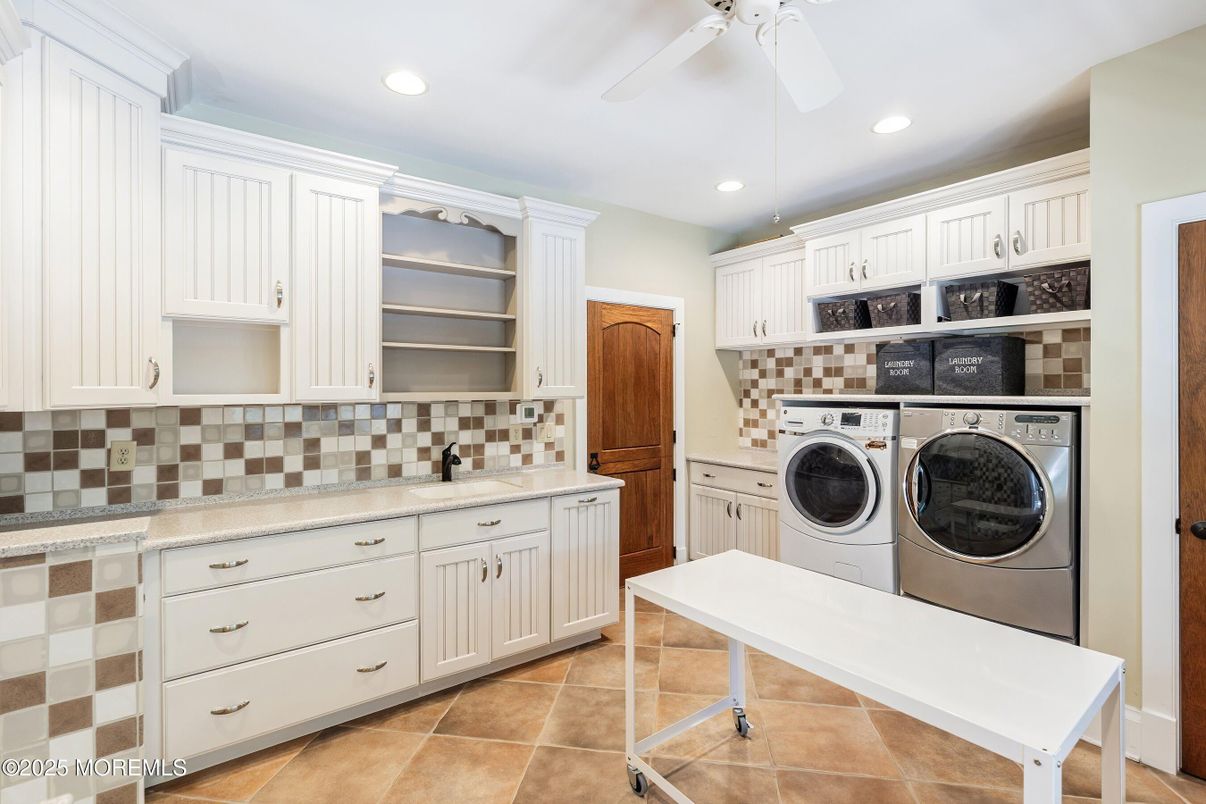 Interior, Recessed Lighting, Washer
