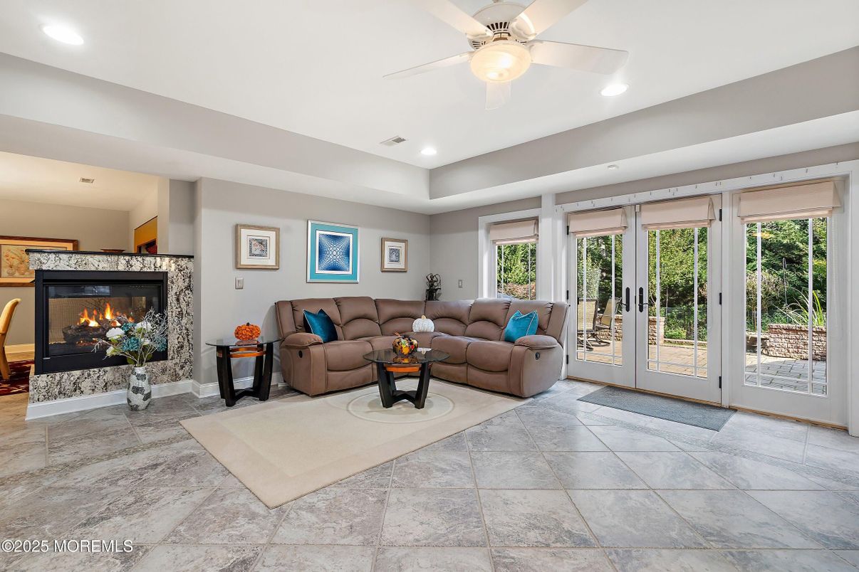 Fireplace, Interior, Living room, Recessed Lighting