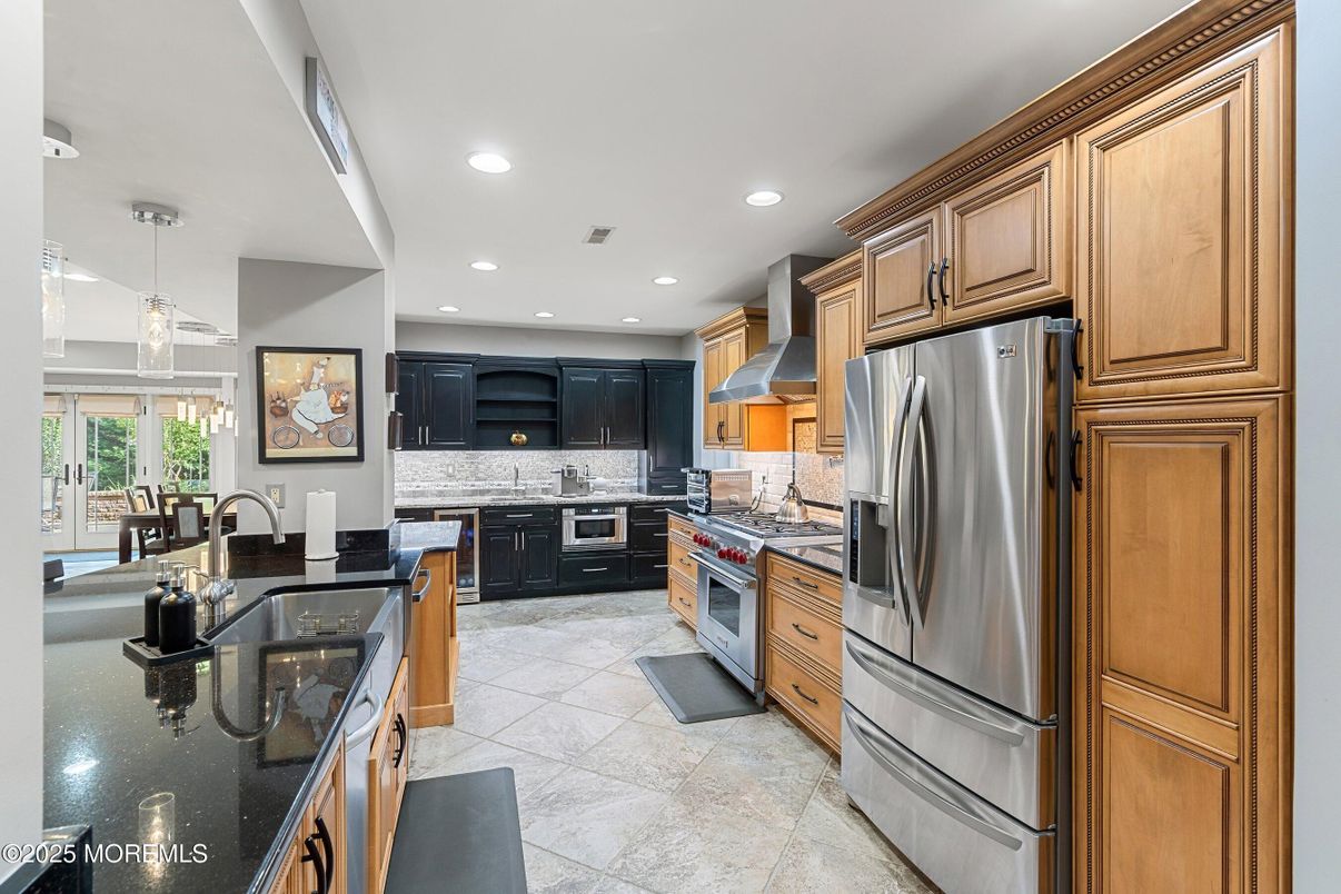 Interior, Kitchen, Pendant Lights, Recessed Lighting, Stainless Steel Appliances