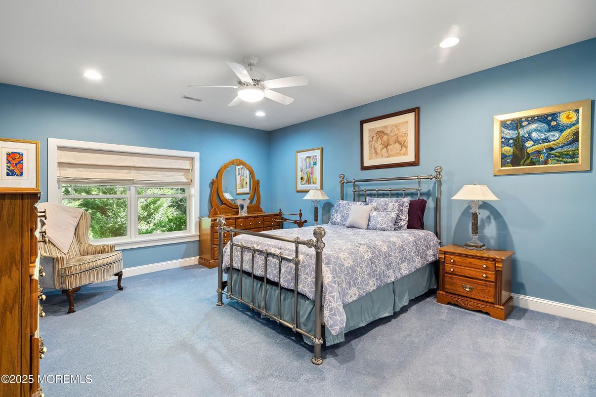 Bedroom, Interior, Recessed Lighting