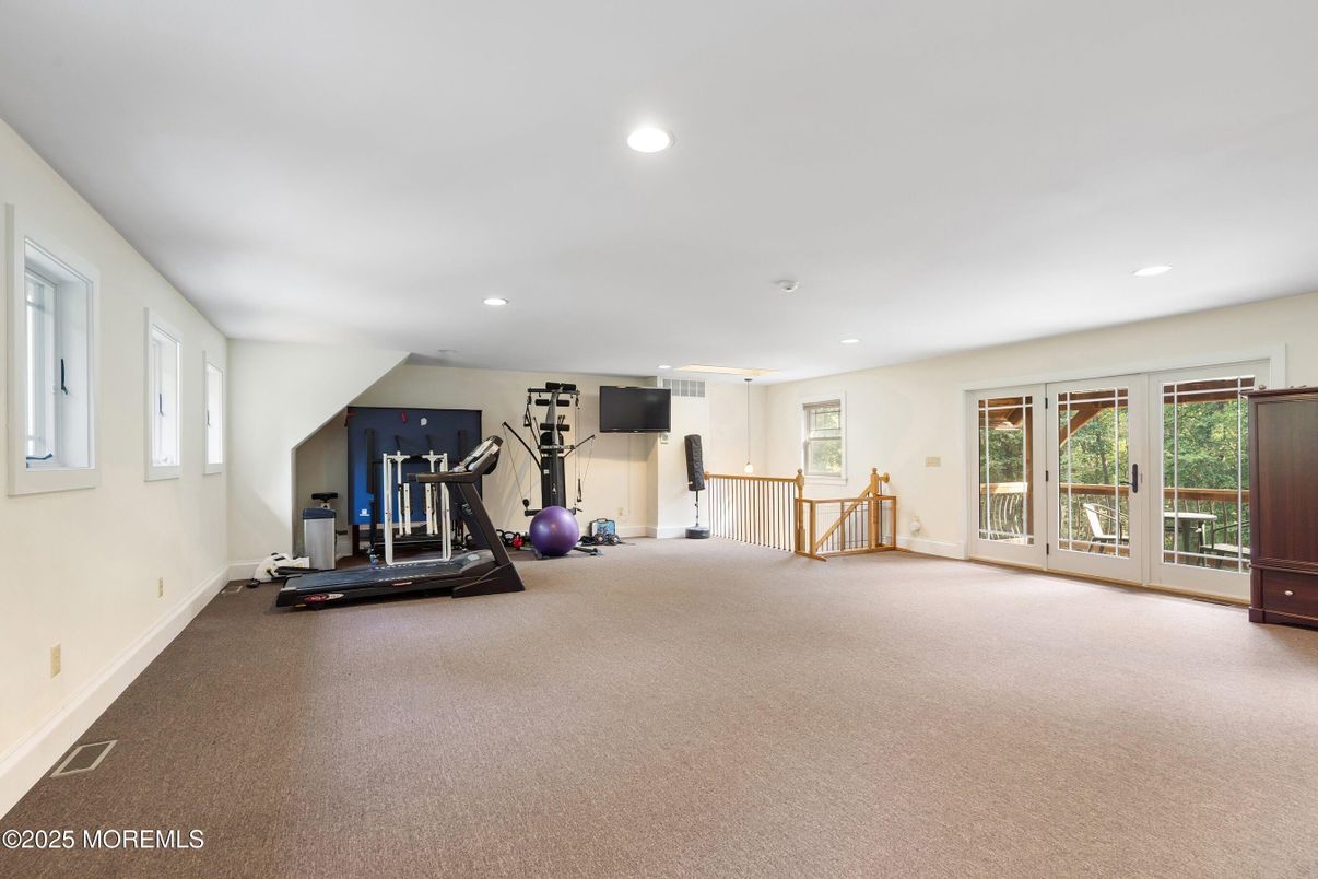 Fitness Equipment, Interior, Recessed Lighting