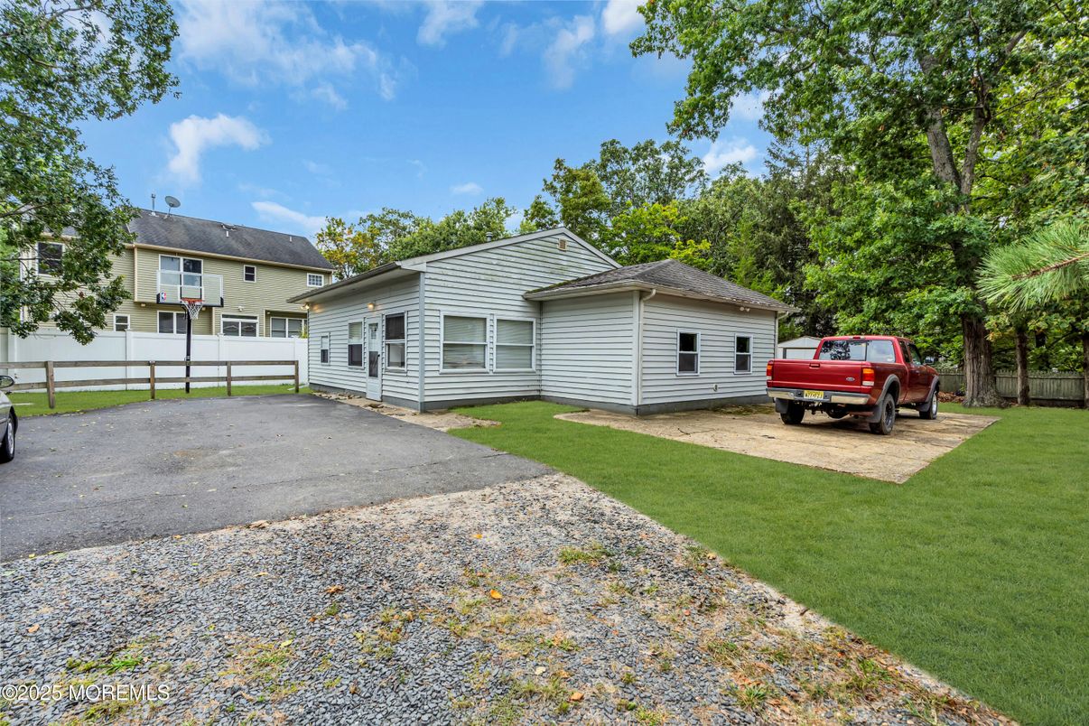 Backyard, Detached Garage, Exterior