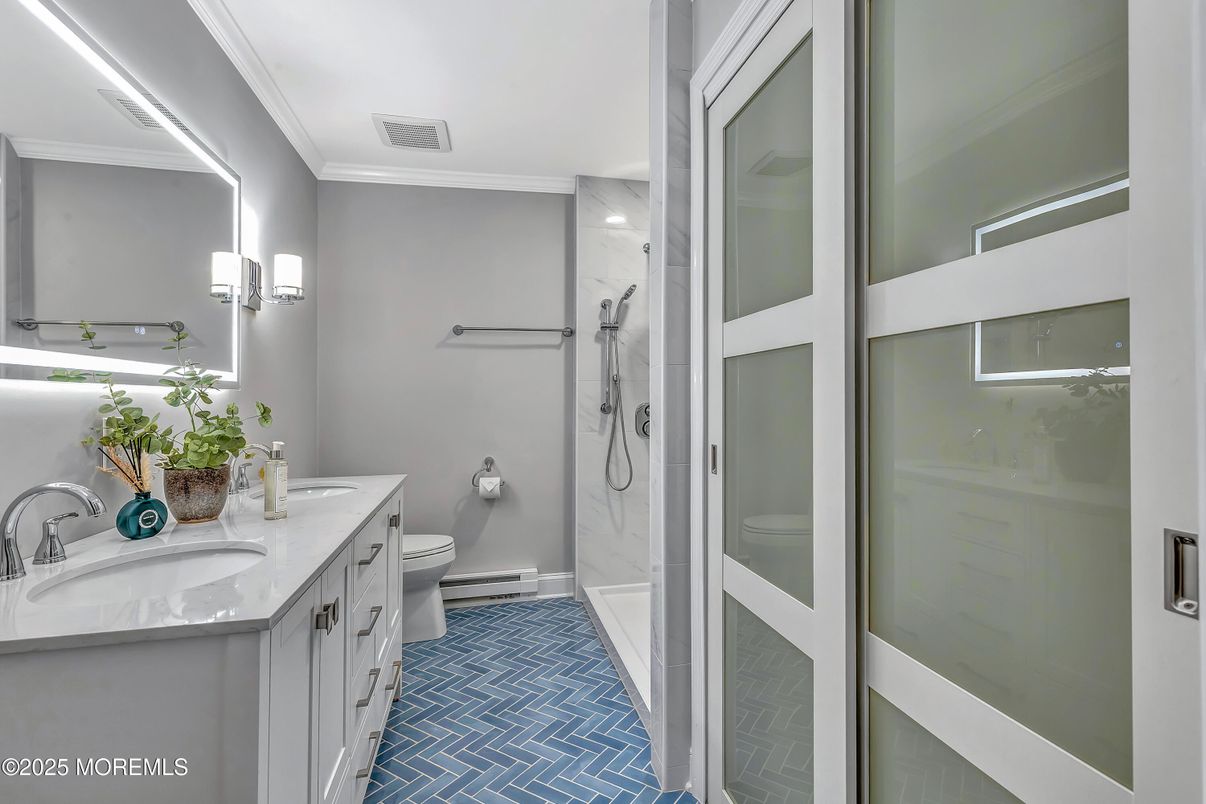 Bathroom, Dual Sink Vanities, Glass Shower, Interior