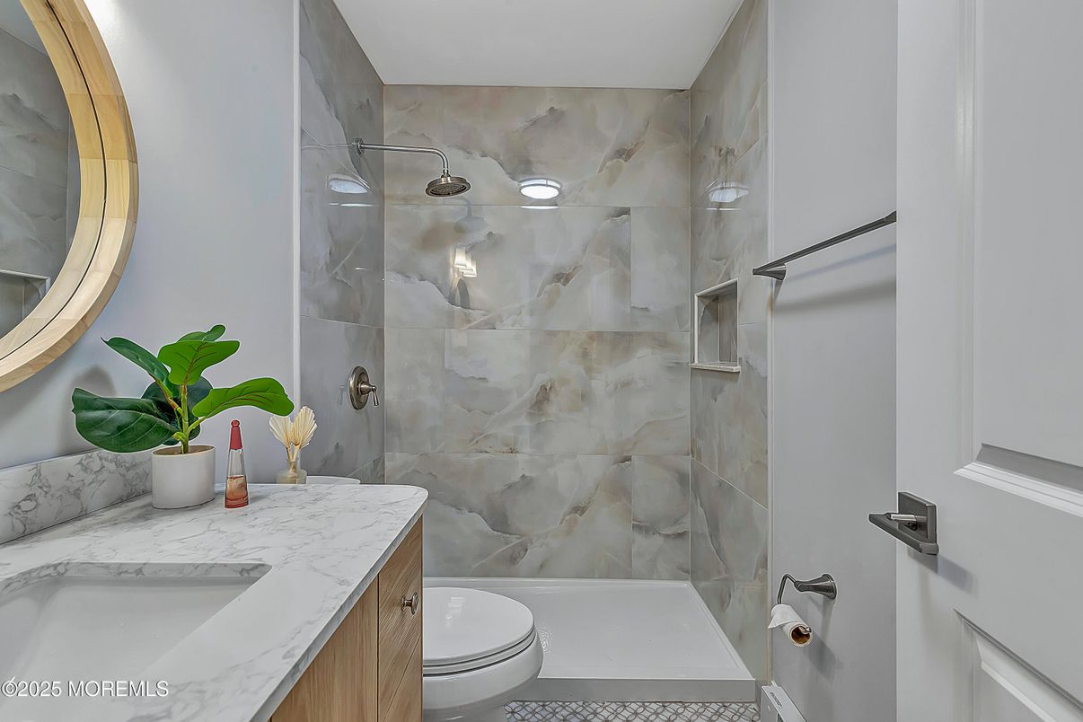 Bathroom, Interior, Marble Walls