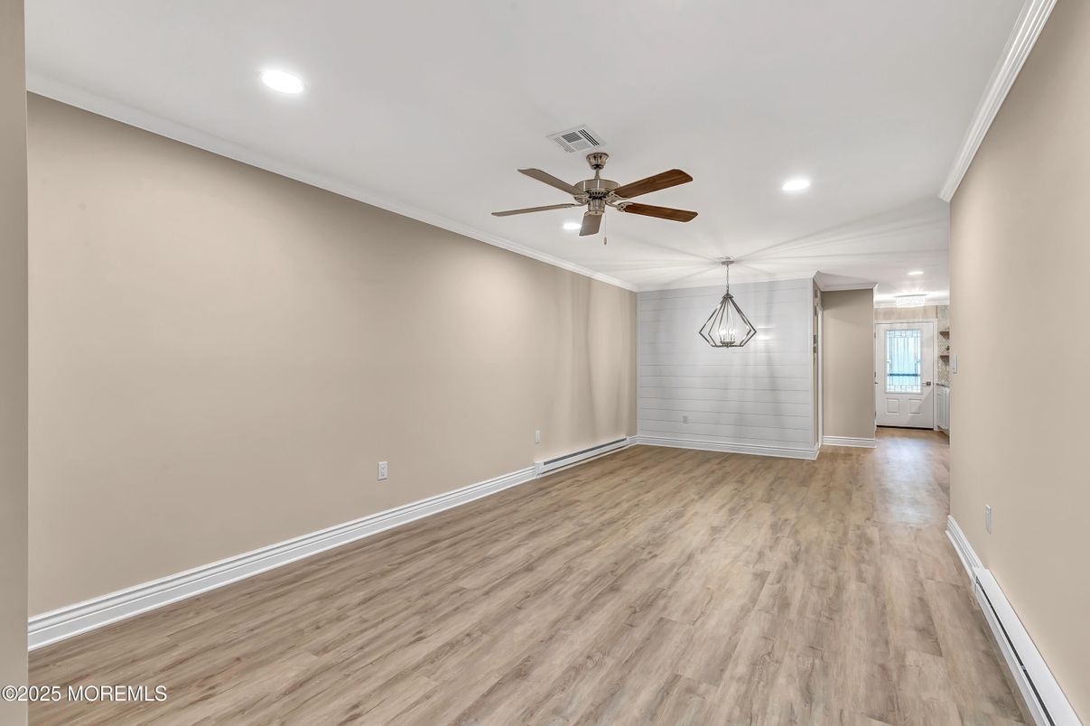 Empty room, Interior, Recessed Lighting, Wood Texture Flooring