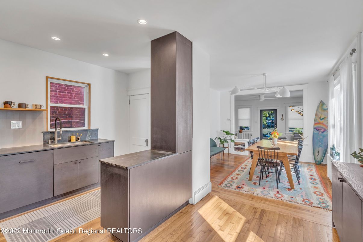 Dining room, Interior, Kitchen, Recessed Lighting, Wood Texture Flooring