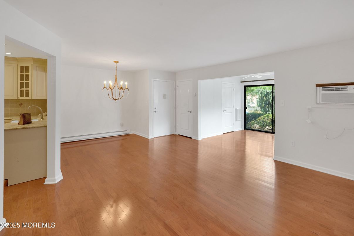 Chandelier, Empty room, Interior, Wood Texture Flooring