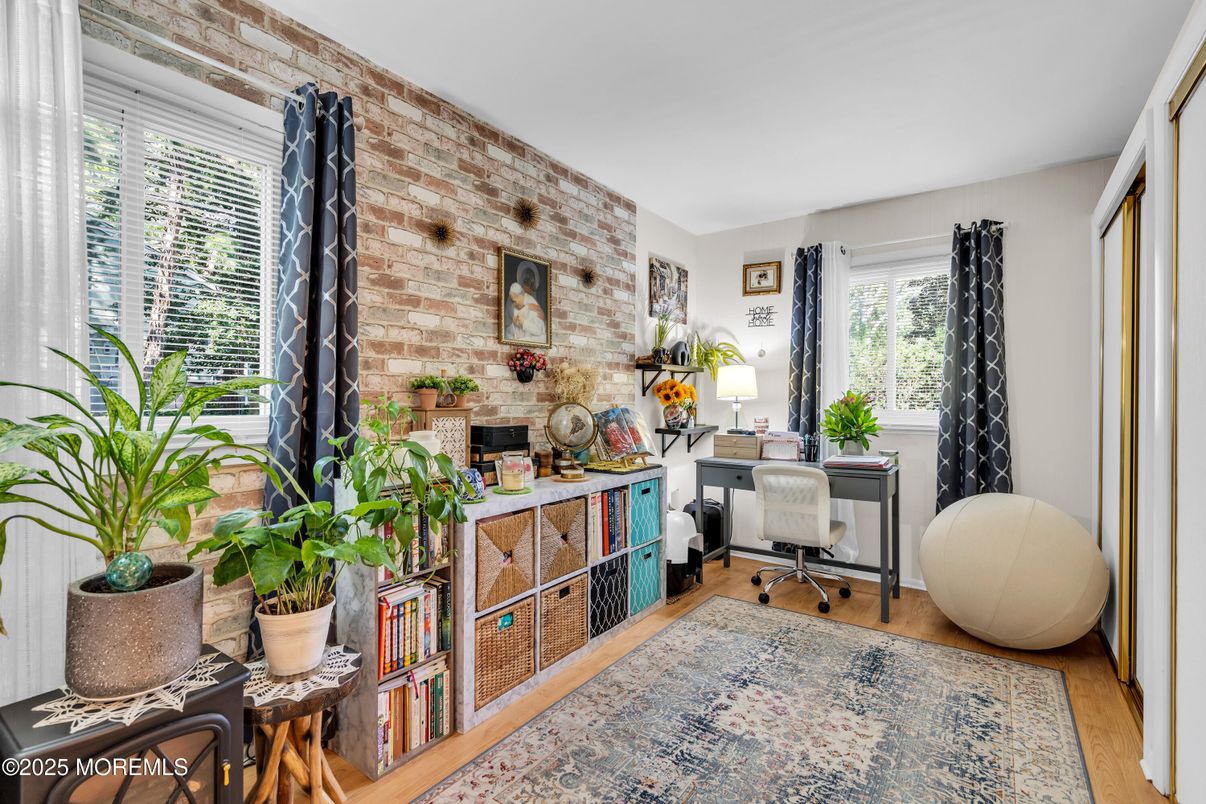 Home Office, Interior, Stone Walls, Wood Texture Flooring