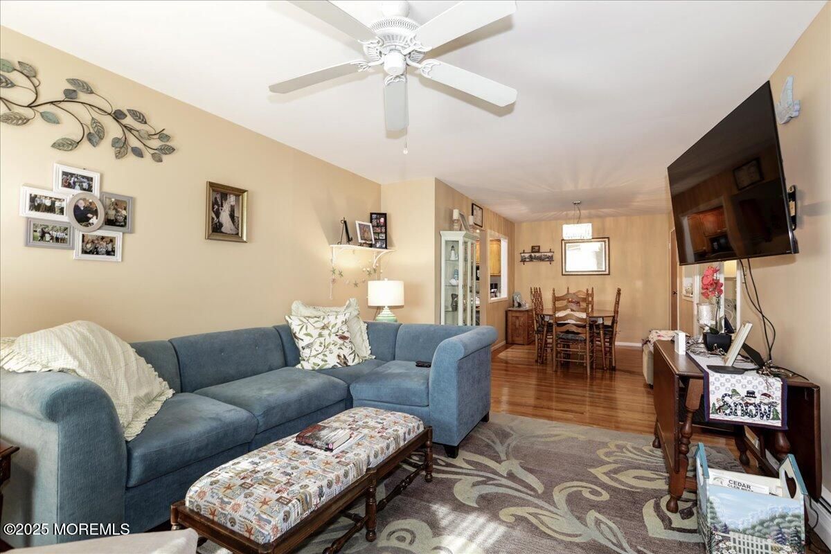 Dining room, Interior, Living room, Pendant Lights, Wood Texture Flooring