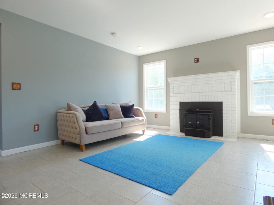 Fireplace, Interior, Living room, Recessed Lighting