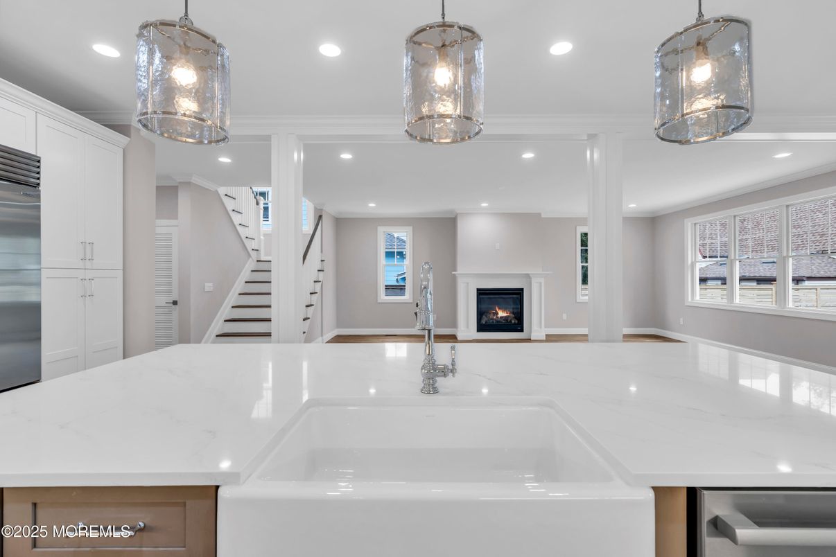 Fireplace, Interior, Kitchen, Pendant Lights, Recessed Lighting