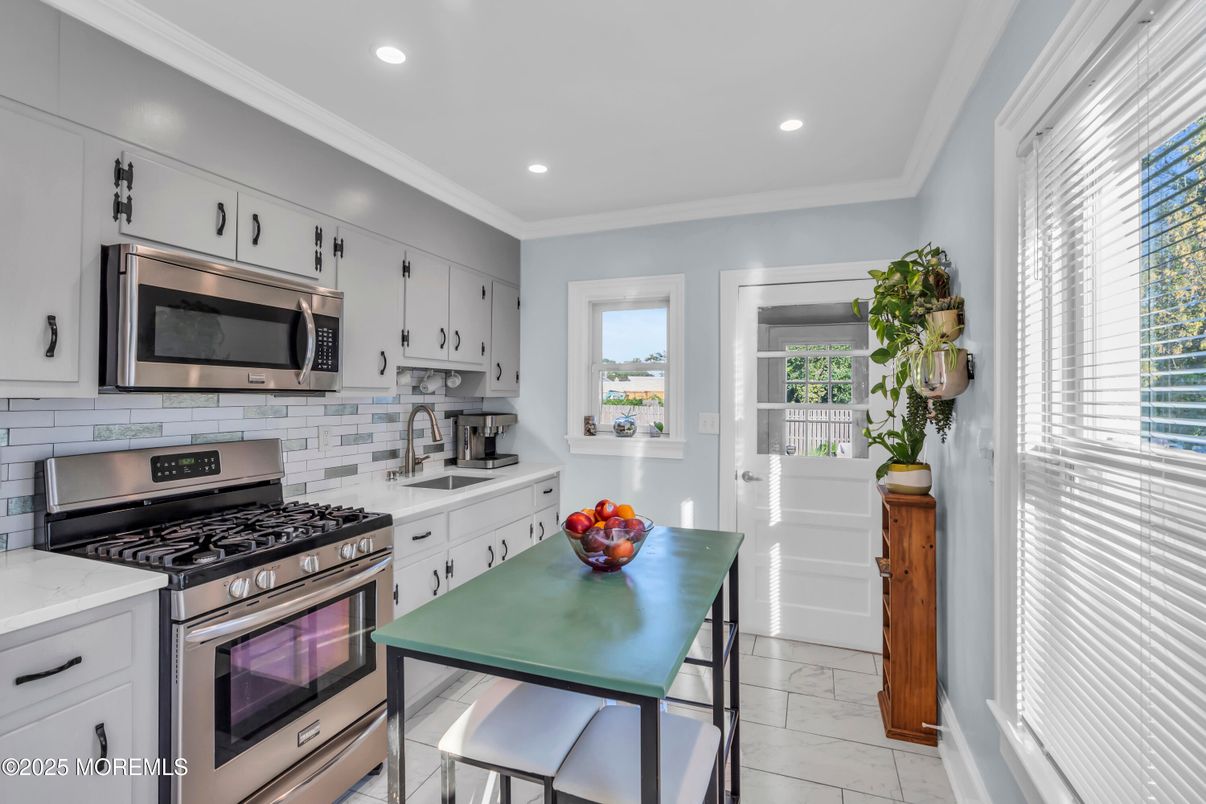 Interior, Kitchen, Marble, Recessed Lighting, Stainless Steel Appliances
