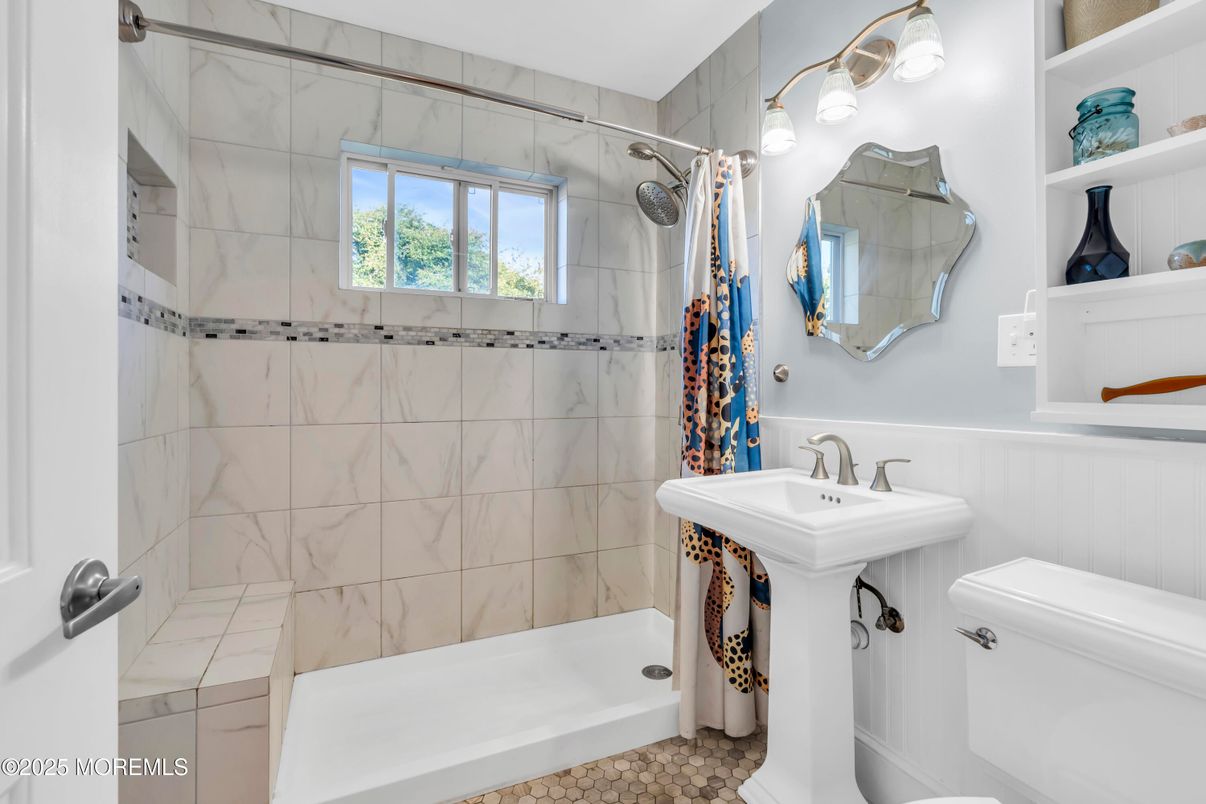 Bathroom, Interior, Marble Walls