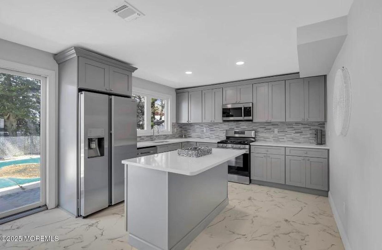 Interior, Kitchen, Marble, Recessed Lighting, Stainless Steel Appliances