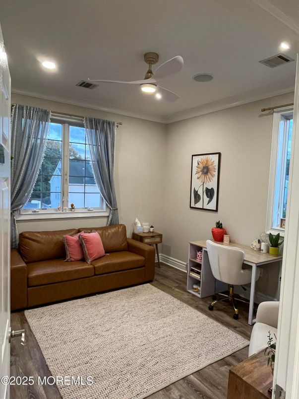 Home Office, Interior, Recessed Lighting, Wood Texture Flooring