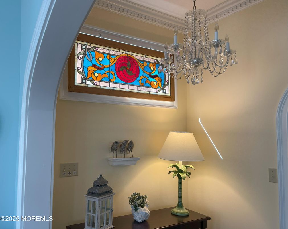 Chandelier, Interior