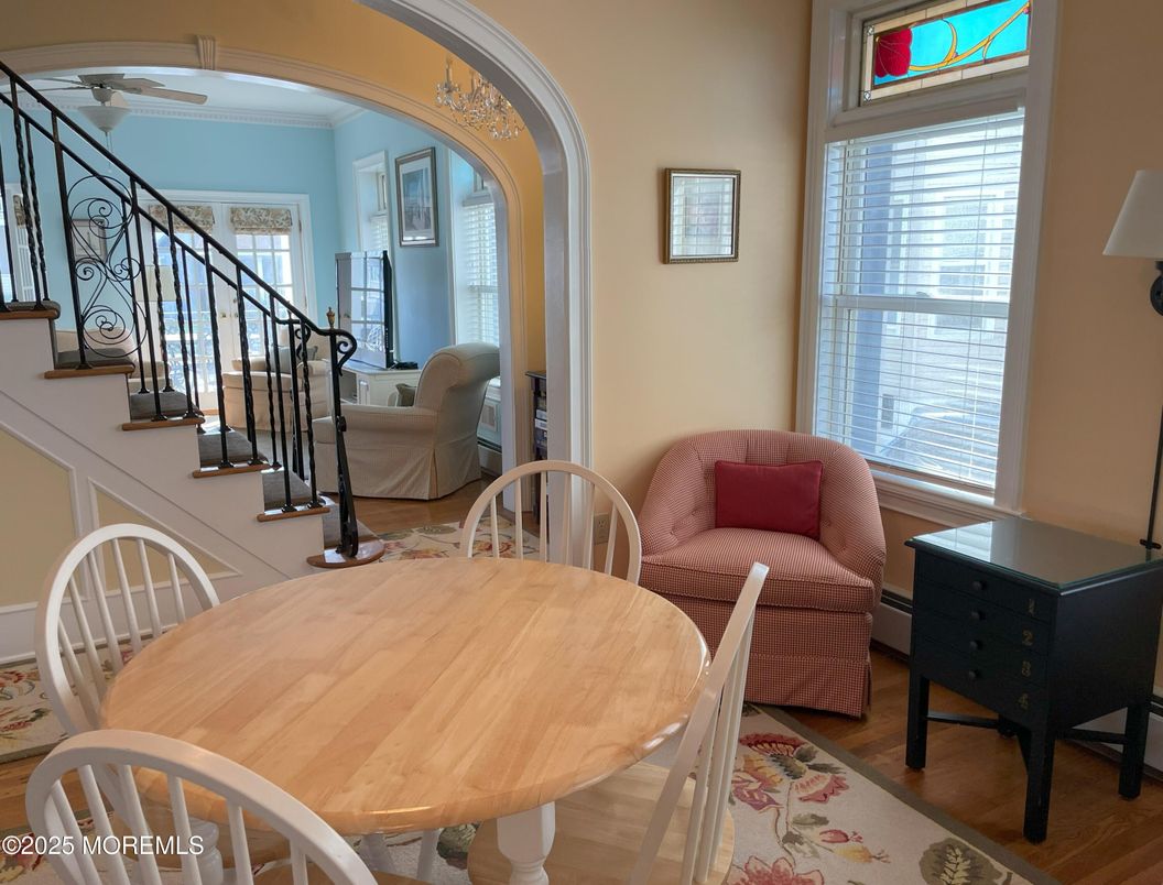 Dining room, Interior, Wood Texture Flooring