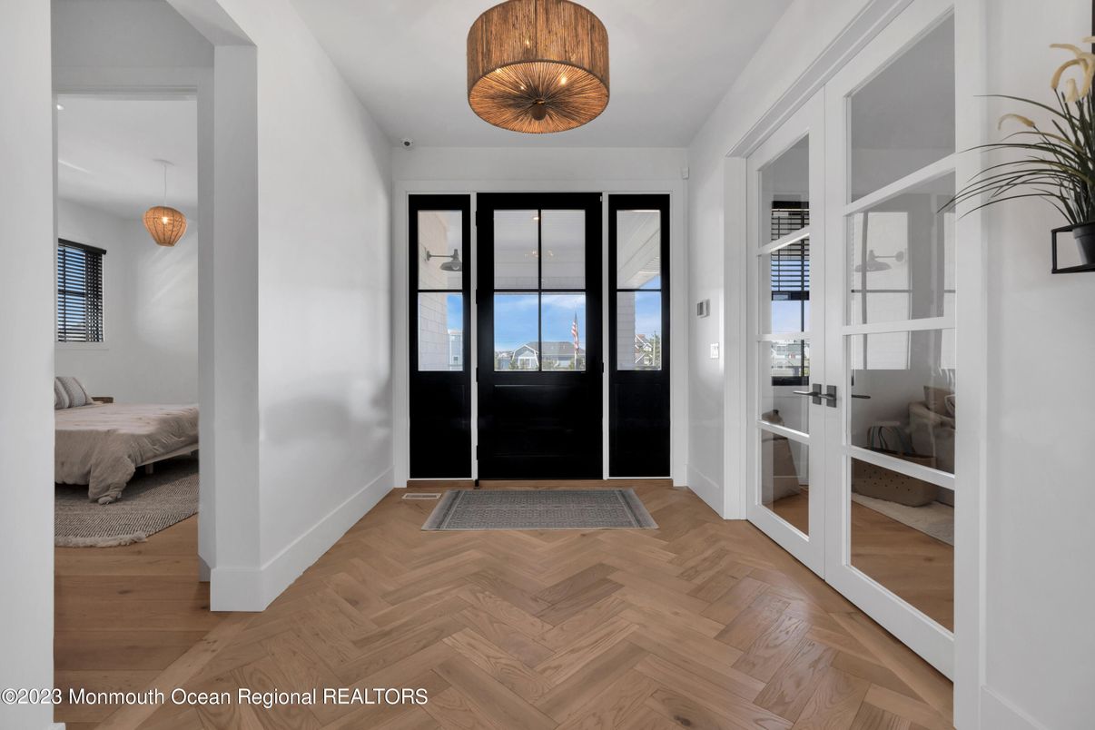 Bedroom, Interior, Pendant Lights, Wood Texture Flooring