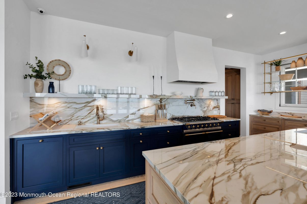 Interior, Kitchen, Marble Walls, Recessed Lighting
