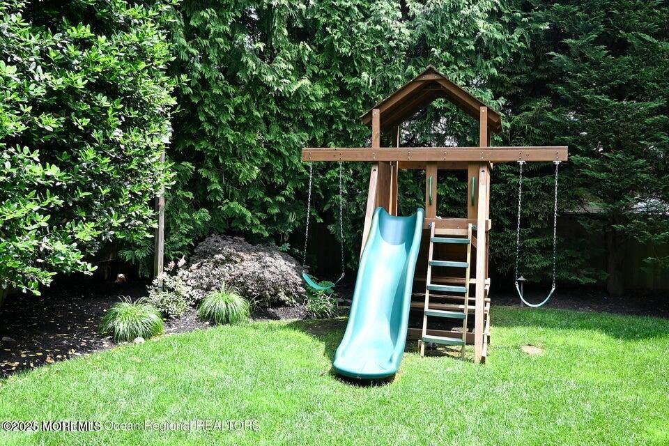 Backyard, Exterior, Playground