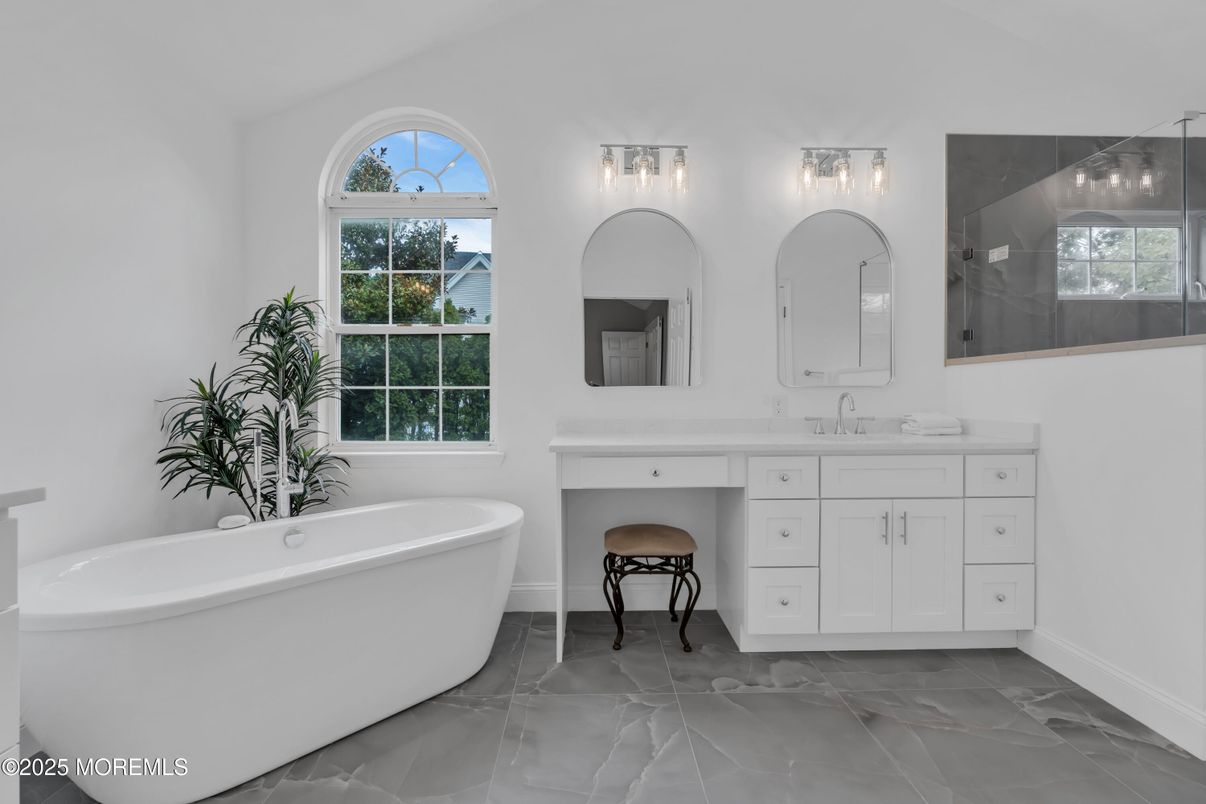 Bathroom, Dual Sink Vanities, Free Standing Baths, Interior