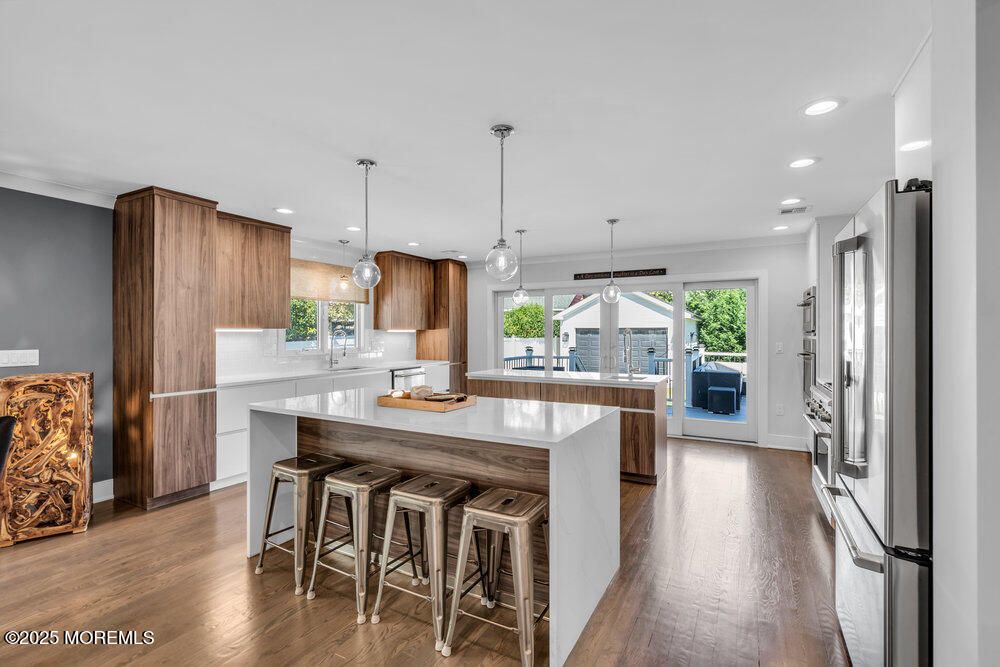 Interior, Kitchen, Pendant Lights, Recessed Lighting, Wood Texture Flooring