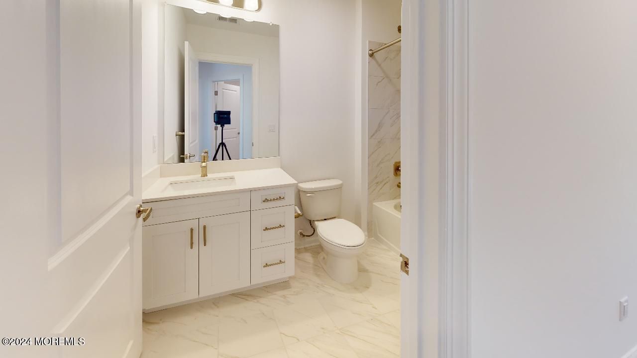 Bathroom, Interior, Marble, Marble Walls