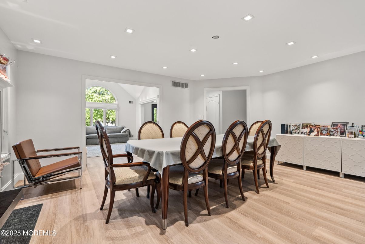 Dining room, Interior, Recessed Lighting, Wood Texture Flooring